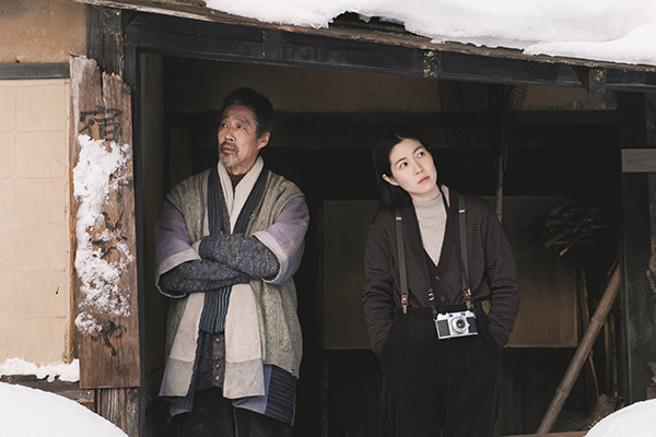 旅と日々
Two Seasons, Two Strangers